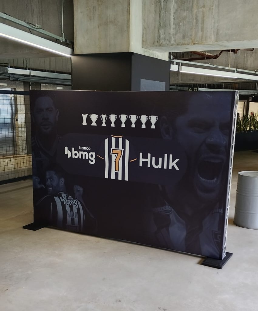 Boxtruss montado em arena para evento corporativo pela SNC Eventos