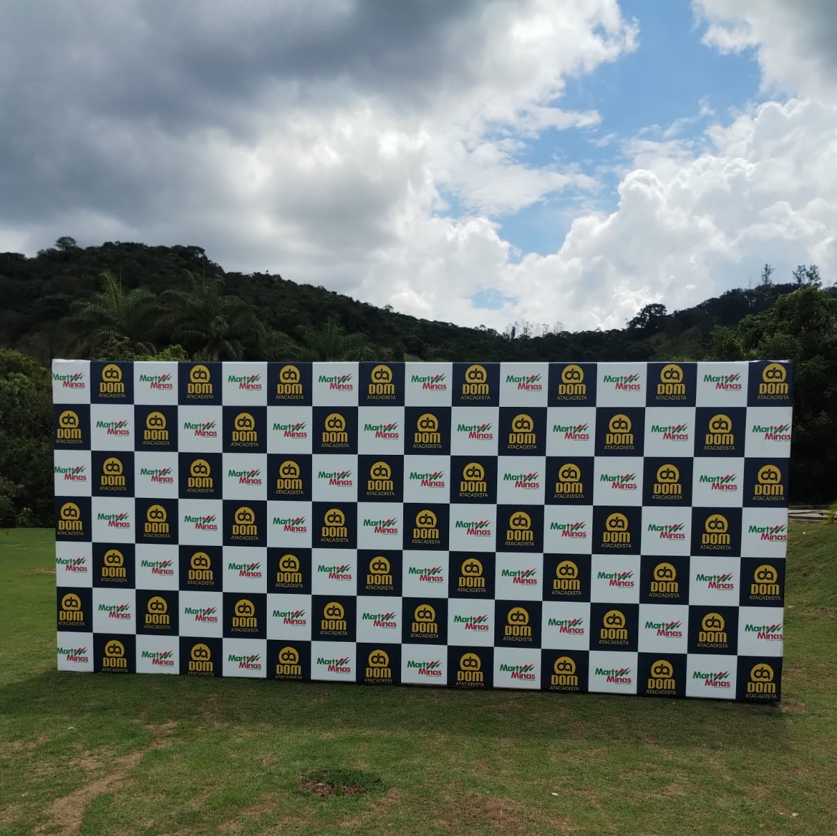 Backdrop em Boxtruss para a&ccedil;&atilde;o corporativa