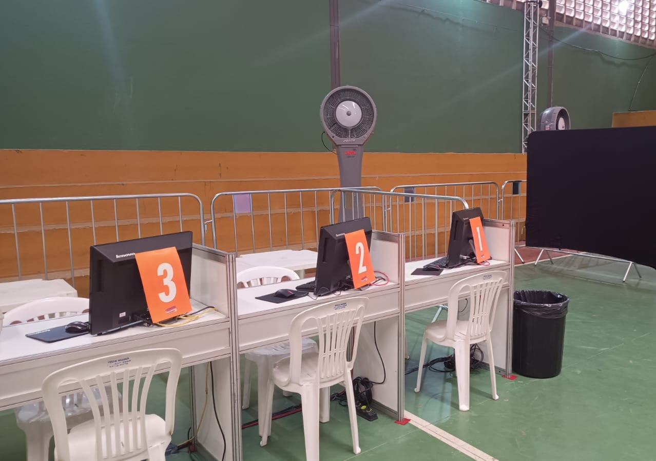 Climatizador instalado para conforto t&eacute;rmico em evento