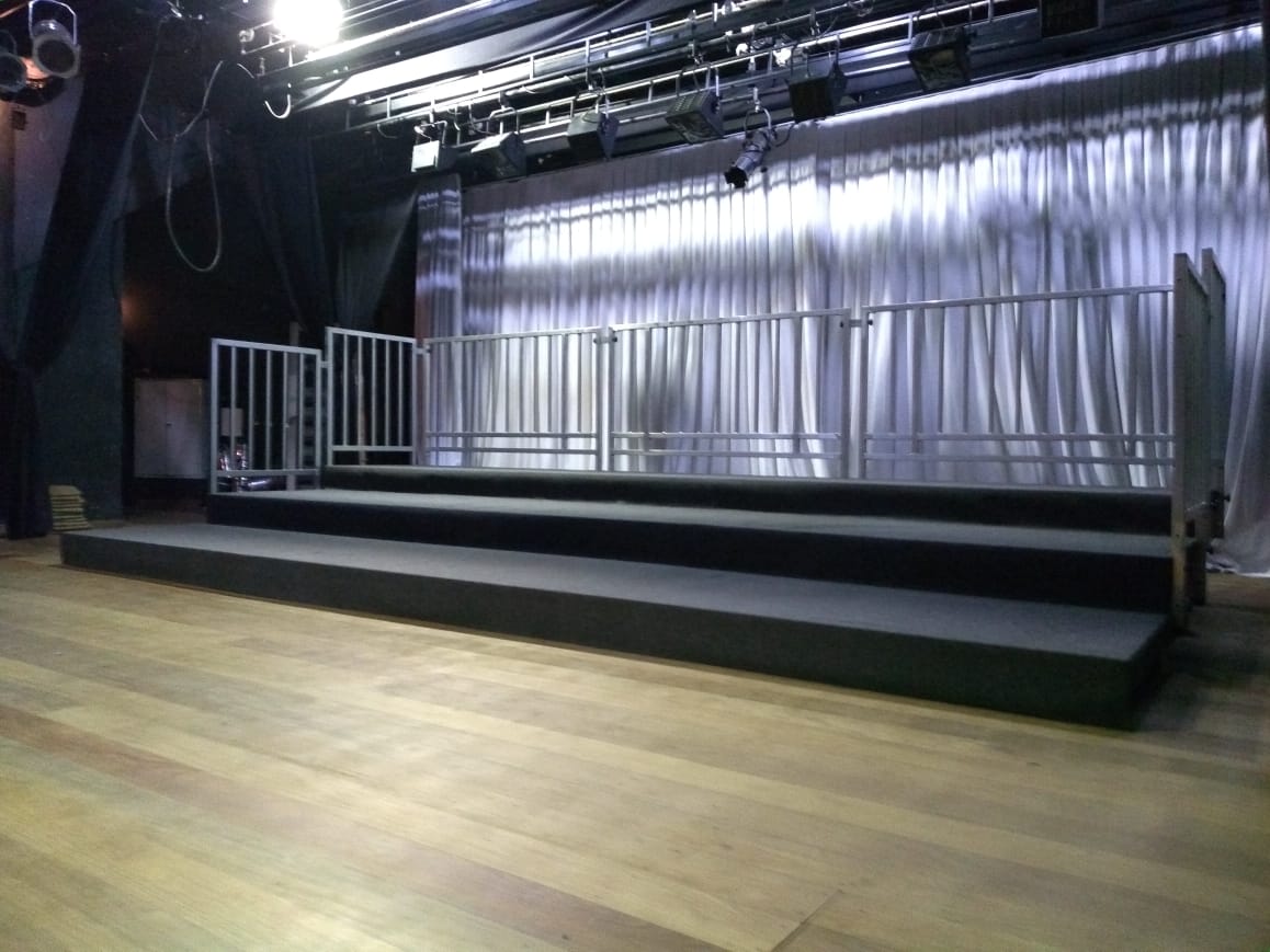 Pratic&aacute;vel com acabamento para evento